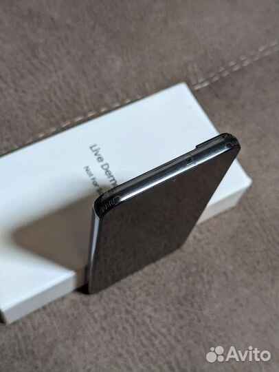 Новый Samsung Galaxy s22 Plus