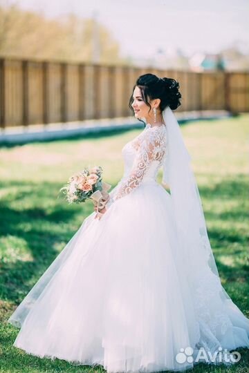 Свадебное платье