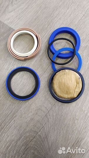 Ремкомплект цилиндра аутригера 15185168 BL 61/71