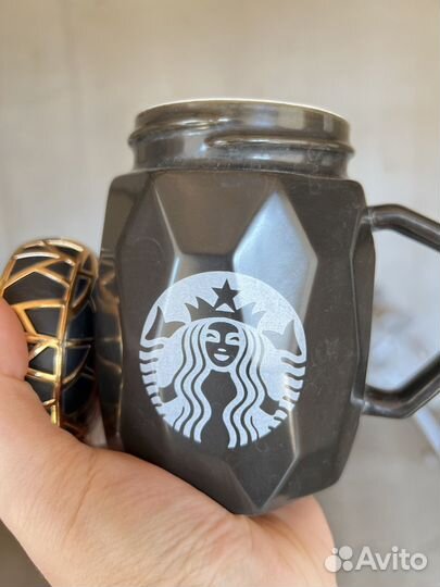 Термокружка с крышкой от Starbucks