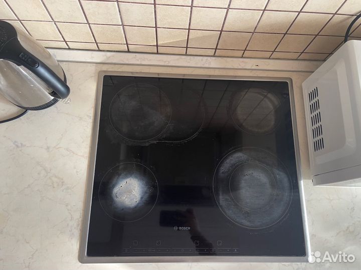 Электрическая варочная панель Bosch рабочая