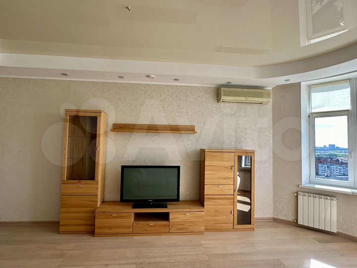 3-к. квартира, 103 м², 16/16 эт.