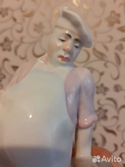 Статуэтка фарфоровая СССР 