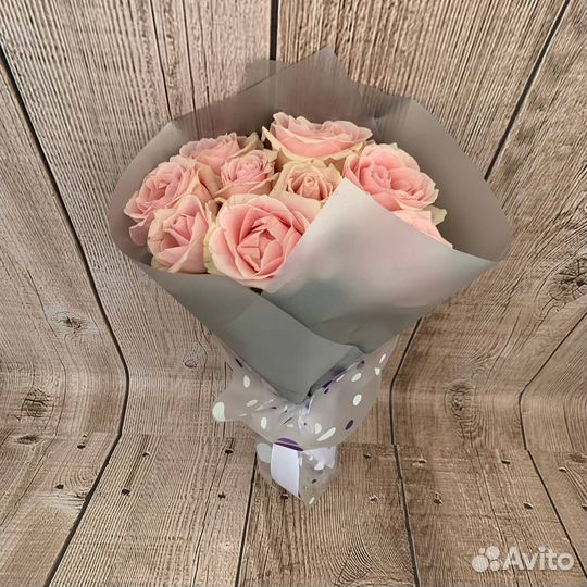 Букеты из живых цветов