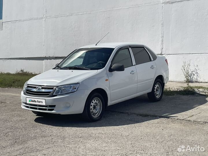 LADA Granta 1.6 МТ, 2013, 165 100 км