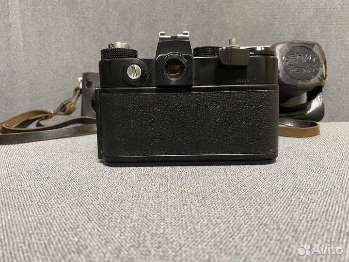 Плёночный фотоаппарат Zenit TTL + гелиос 44м