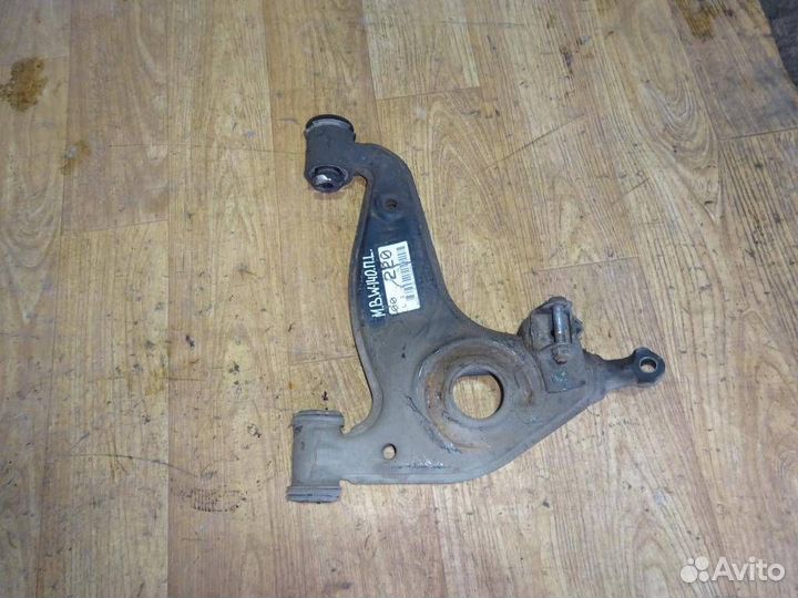 Рычаг передний нижний левый Mercedes Benz W140 19