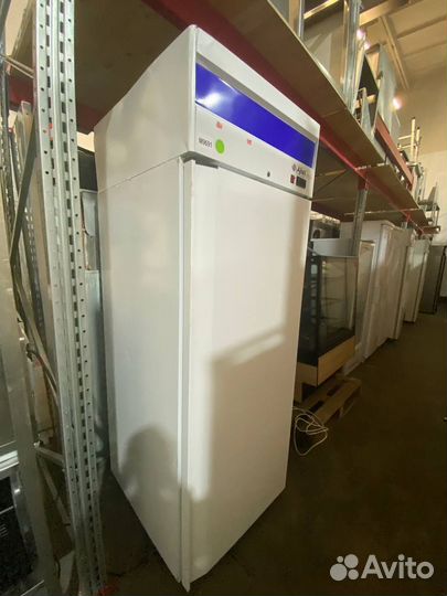 Холодильный шкаф