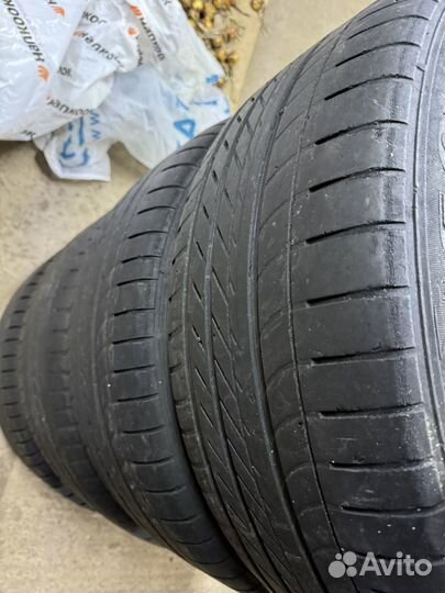 Goodyear Wrangler S4 255/55 R19
