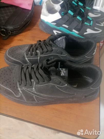 Кроссовки мужские