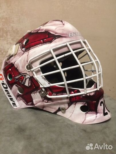 Продаю вратарский шлем хоккейный детский bauer