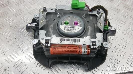 Подушка безопасности водителя volvo V70 2 (96H15J3