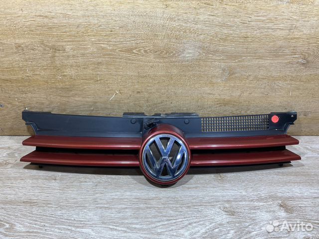 Решетка радиатора Volkswagen Golf 4 Арт. 130374