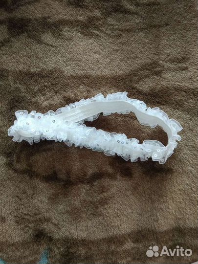 Подвязка и колье на свадьбу