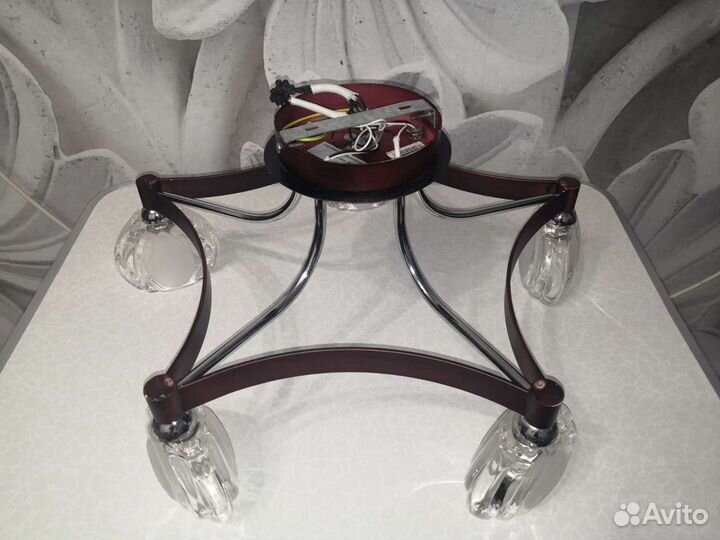 Люстра потолочная