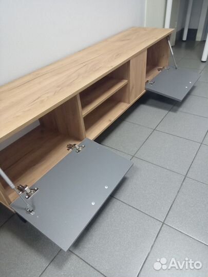 Тумба под телевизор