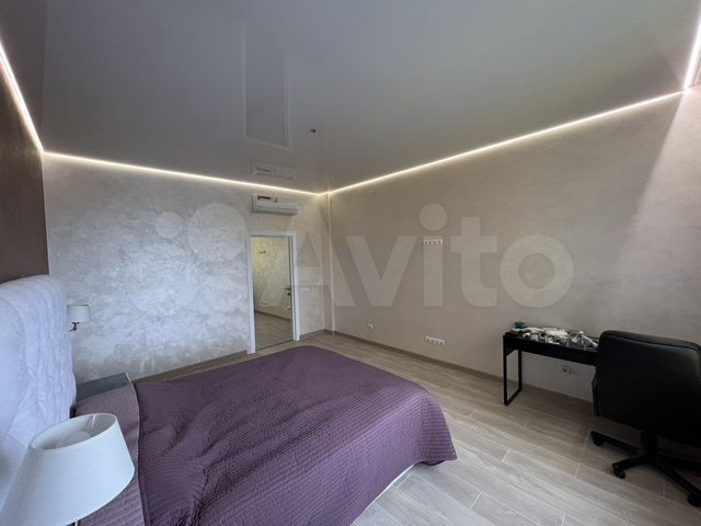 2-к. квартира, 80 м², 4/8 эт.