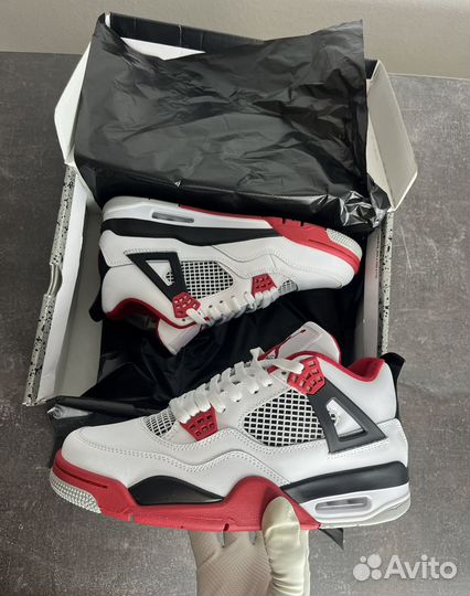 Nike air jordan 4