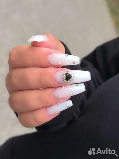 Мастер маникюра