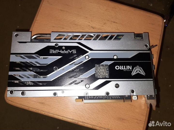 Sapphire RX 570 nitro+ 8gb