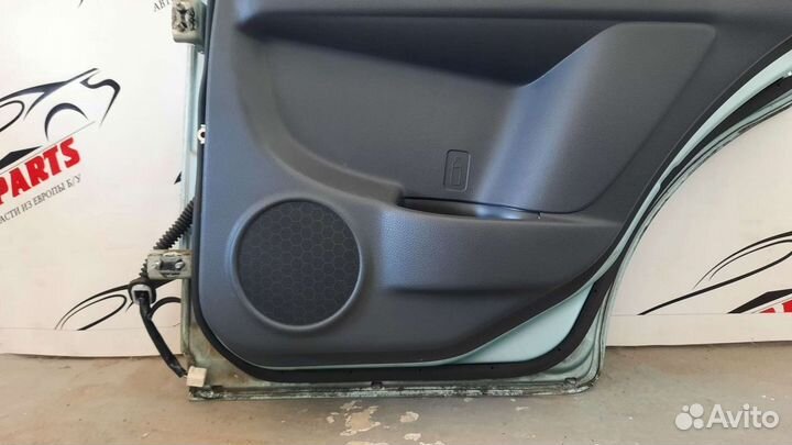 Дверь задняя правая suzuki sx4 хэтчбек