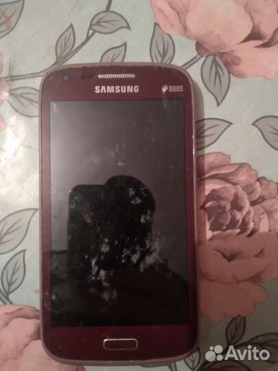 Телефон Samsung