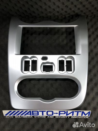 Переходная рамка для Renault Logan 1, Largus 2din