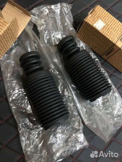 Пыльник заднего амортизатора Nissan Primera P12