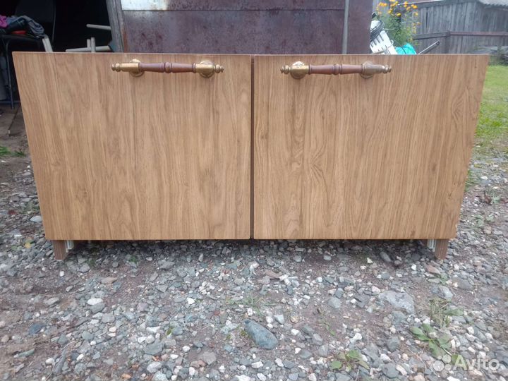 Тумба под телевизор