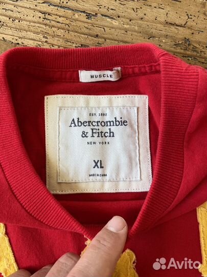 Футболка Abercrombie & Fitch