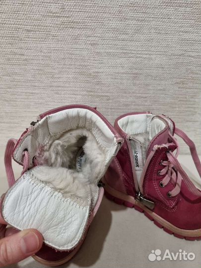 Ботинки для девочки 21р