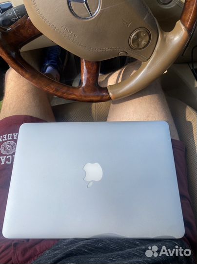 Ноутбук apple macbook pro 13 2015 i7/16gb/1tb
