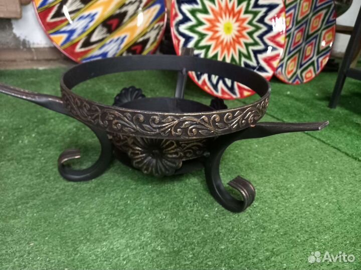 Подставка под садж (казан) кованая