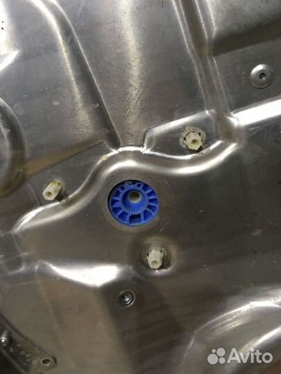 Стеклоподъемник задний правый Мерседес W221