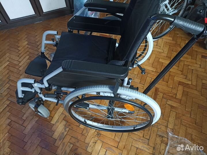 Инвалидная коляска новая