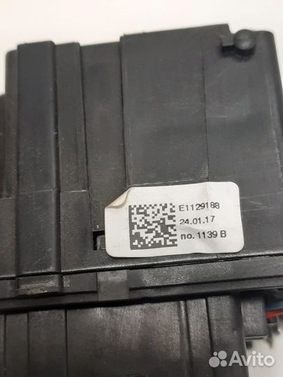 Переключатель стеклоочистителей Лада Веста