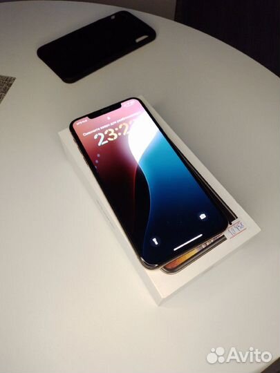 iPhone Xs Max, 64 ГБ