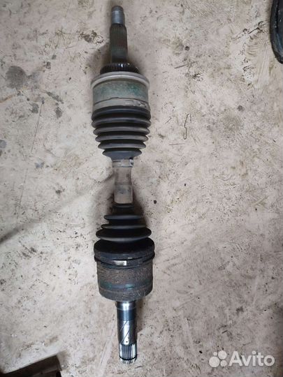 Левый привод мазда вт50