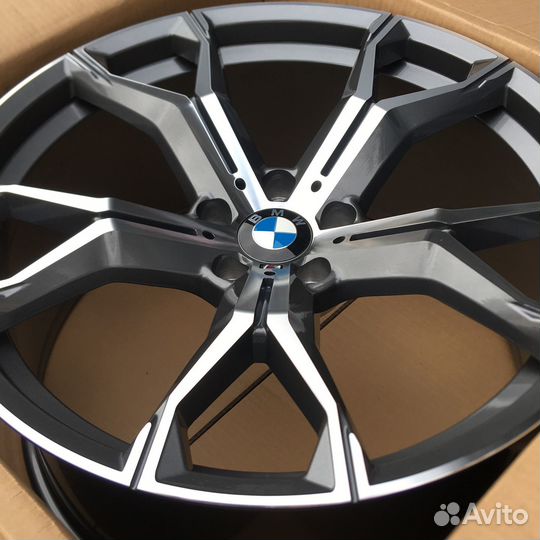 Диски на BMW бмв X5 G05 R22 5/112