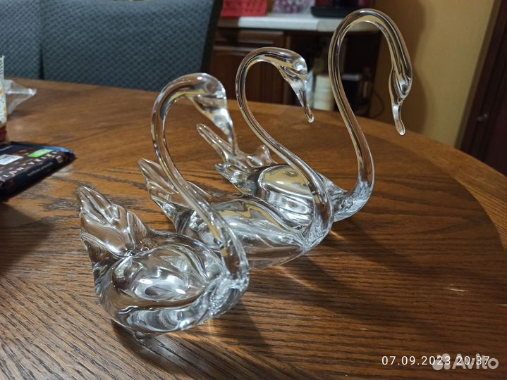 Статуэтка лебеди