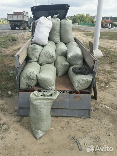 Навоз.(перегной). Песок. Щебень