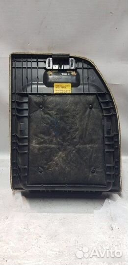 Обшивка багажника левая Bmw X6 E71