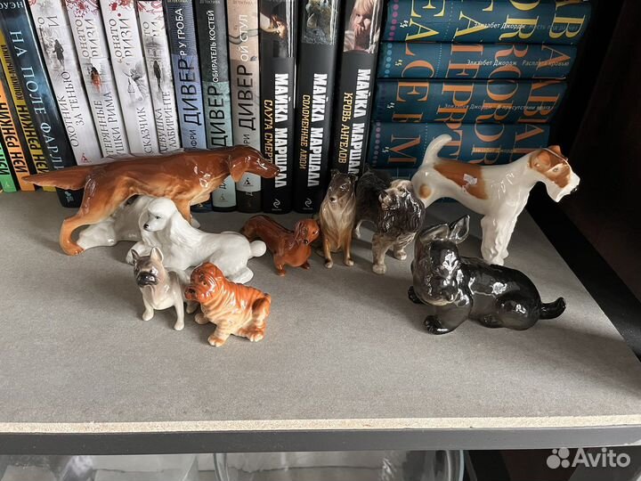 Коллекция декоративных фигурок собачек из фарфора