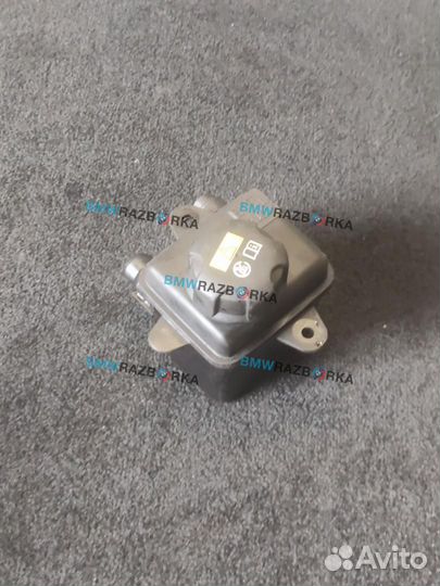 Бачок расширительный BMW i3 I01 2016 9327150