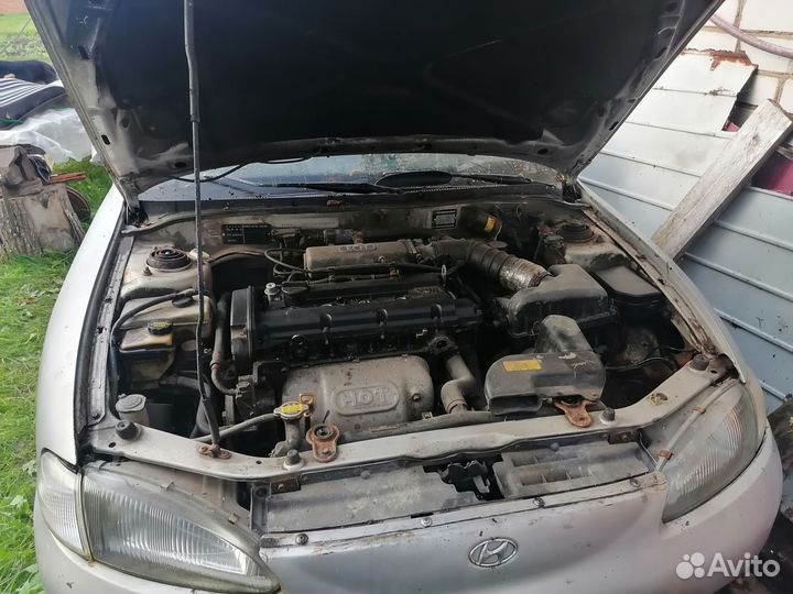 Hyundai Lantra 1.6 МТ, 1996, битый, 190 000 км