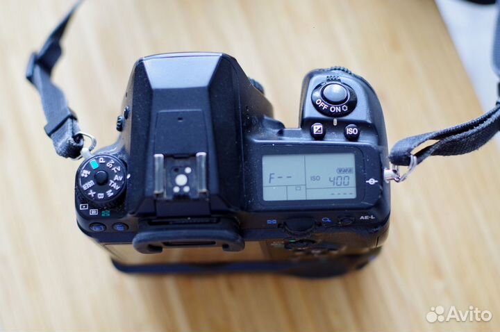 Pentax K-5 + 4 аккума