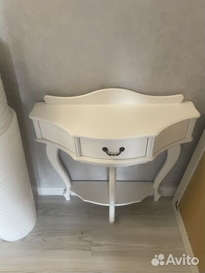 Туалетный столик консоль 1 шт