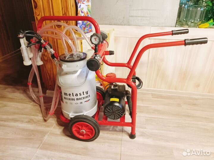 Доильный аппарат Меласти для коз