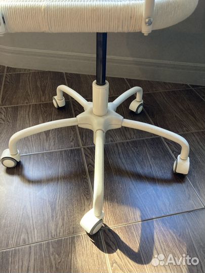 Икеа кресло стул поворотное