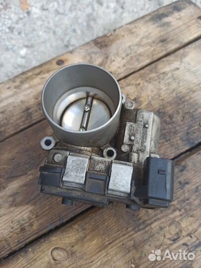 Дроссельная заслонка Skoda Rapid